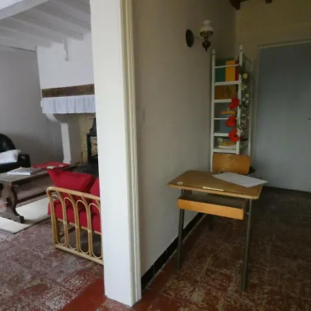 Lacrabe, 3 Bedrooms, 6 Persons - Fr-1-360-518 *